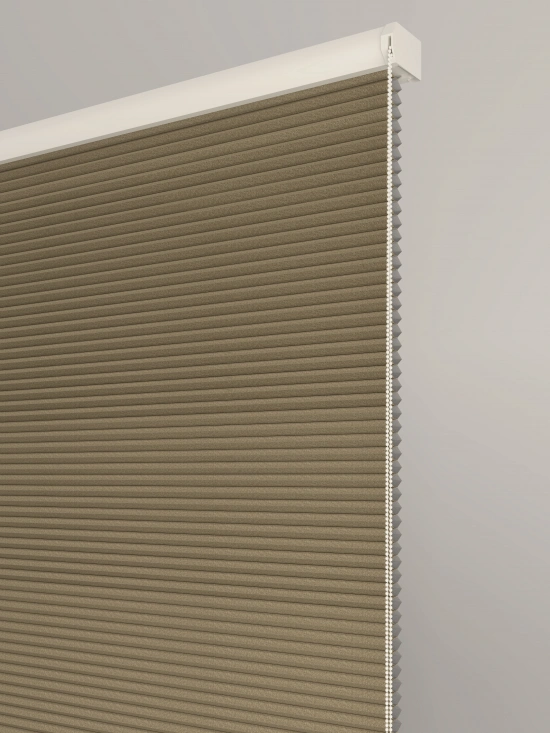Darphe Custom 16mm Full Blackout Cellular Shades