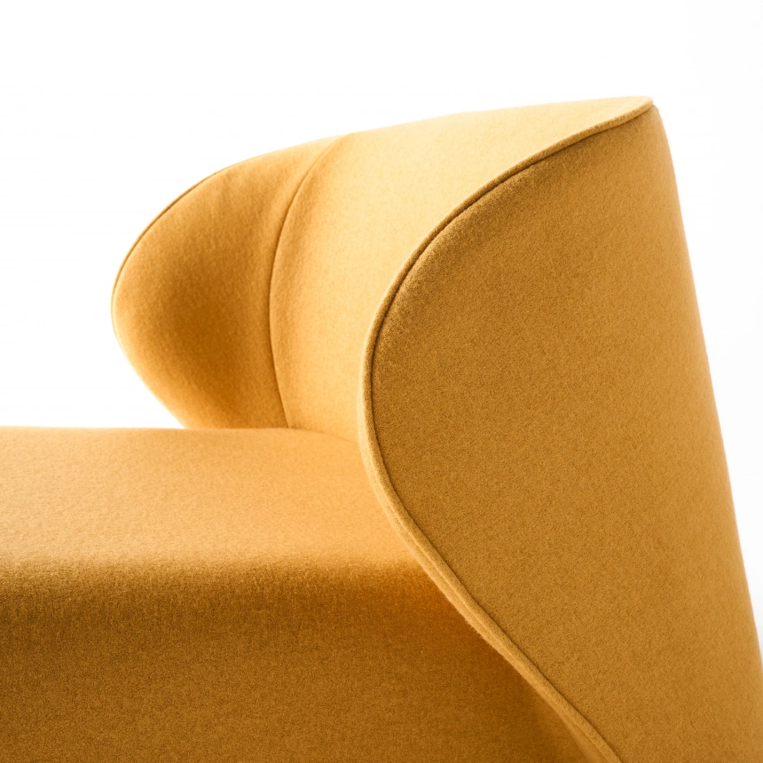 Darphe  yellow modern simple fabic lounge chair