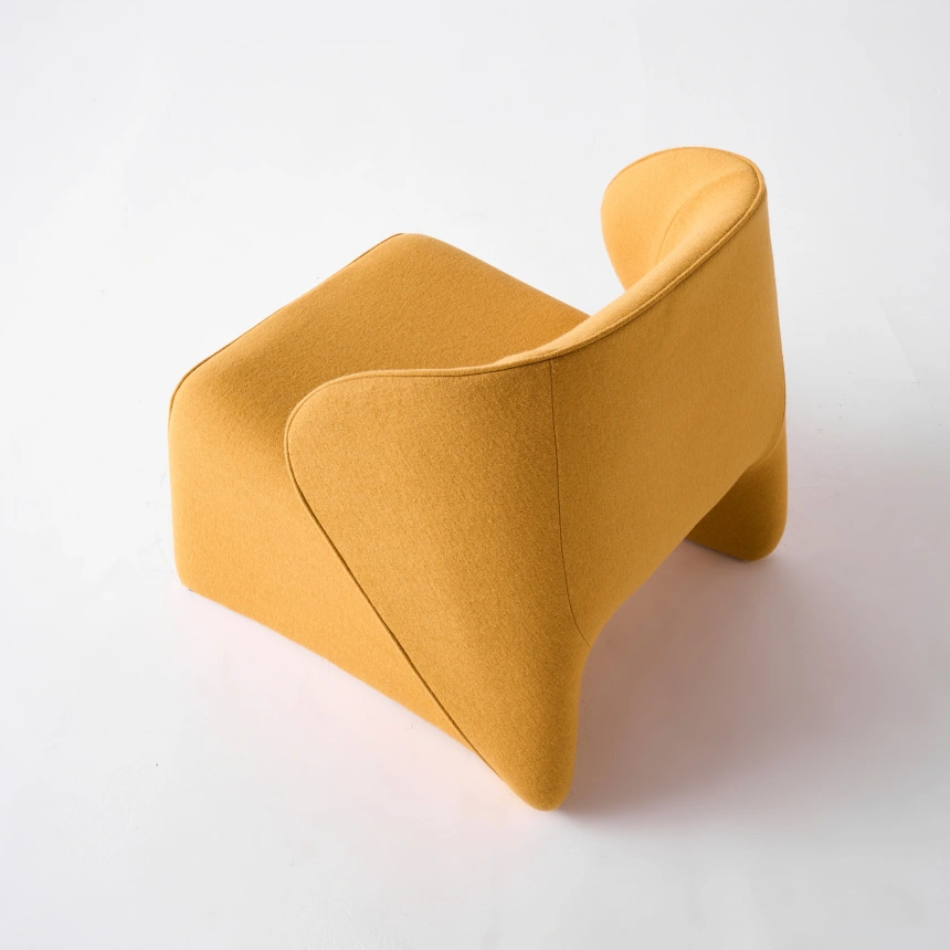 Darphe  yellow modern simple fabic lounge chair