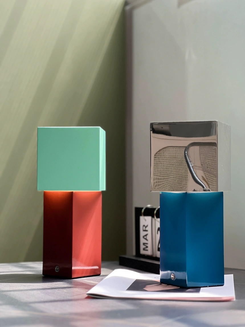 Darphe Geometric Block Colorblock Rechargeable Desk Lamp